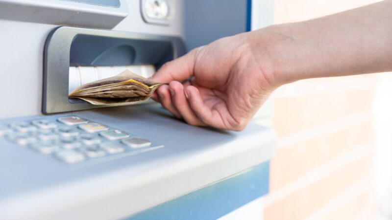 Retrait argent banque justification que faire