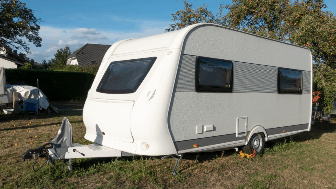 Installer caravane terrain détail légal