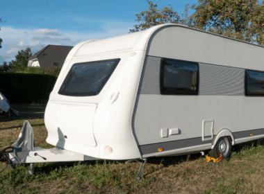 Installer caravane terrain détail légal